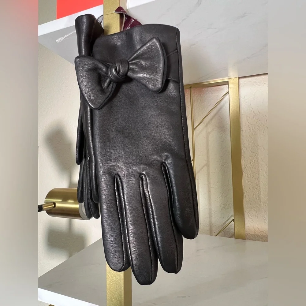 NWT Bruno Magli Cashmere Lined Black Leather Gloves with Bow